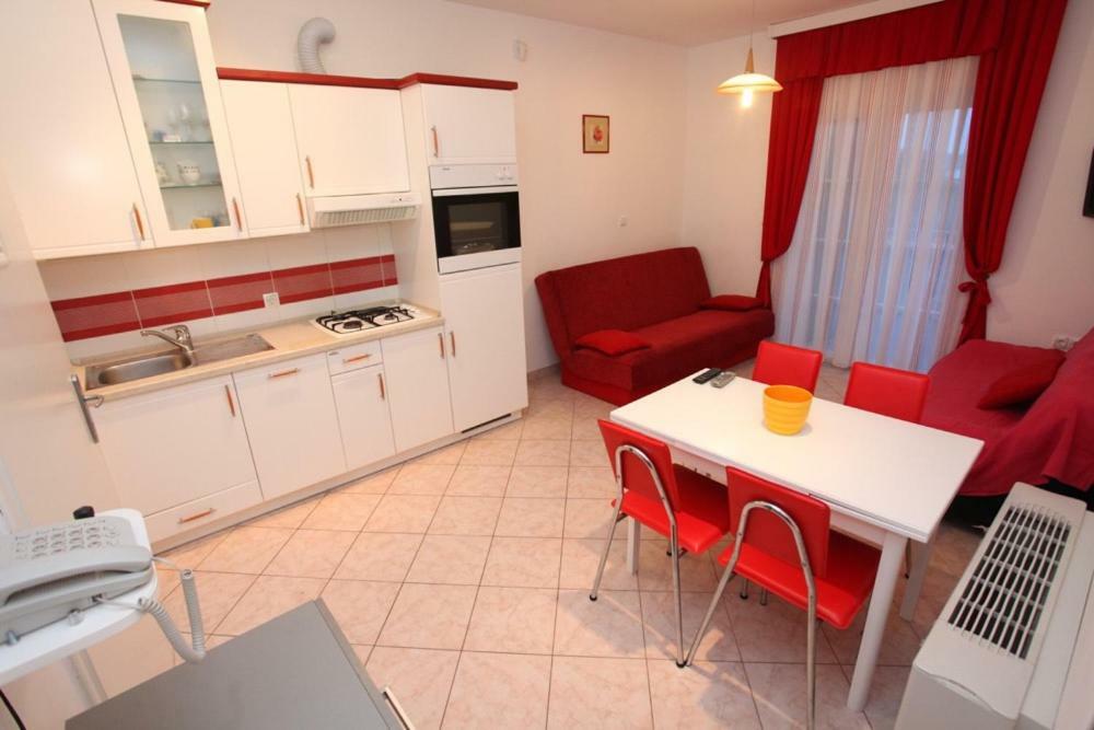 Vila Smirna Sveti Filip i Jakov Exteriör bild