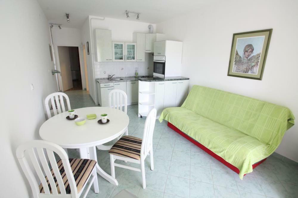 Vila Smirna Sveti Filip i Jakov Exteriör bild